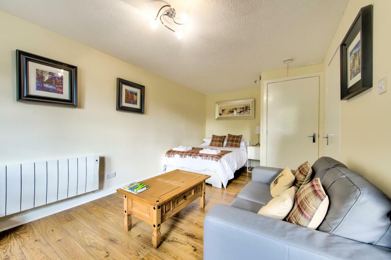 Stunning Studio Apartment Castle View Edimburgo Exterior foto